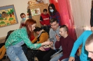 Podróż zwana życiem z kolorowymi skarpetkami w tle_45